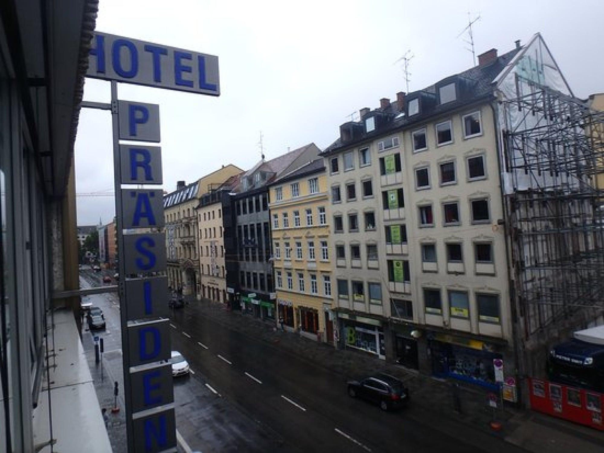 Superior Praesident 3* München