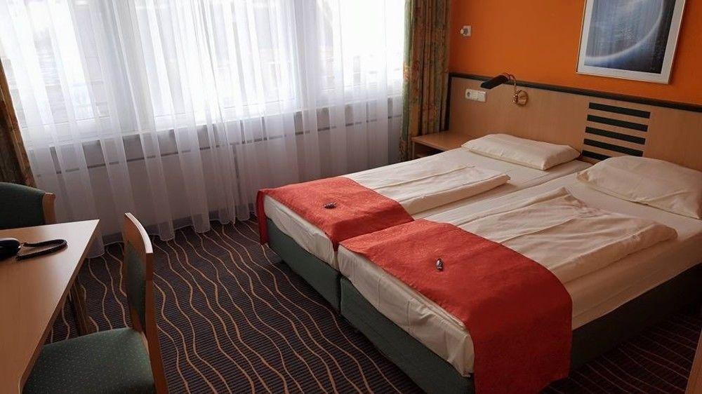 Superior Praesident 3* München
